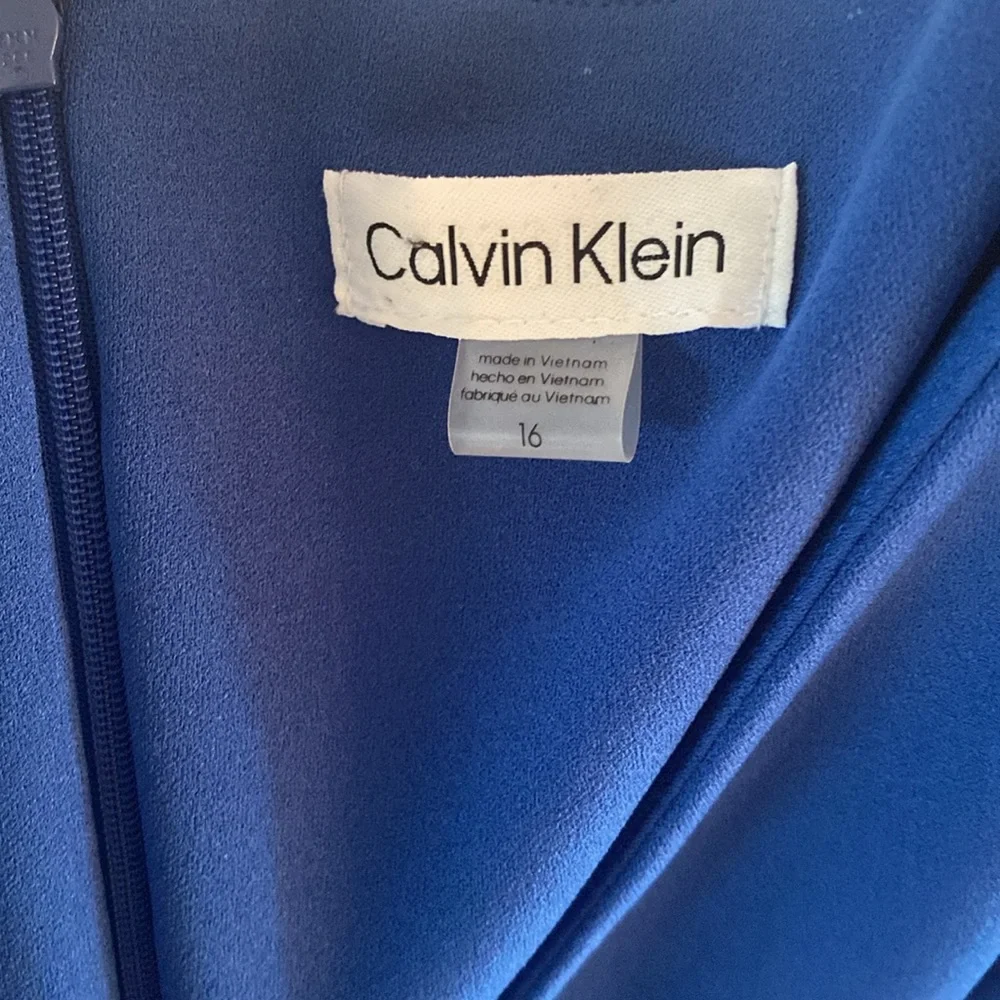 Calvin Klein NWT Royal blue jumpsuit. Size 16 - Picture 3 of 10